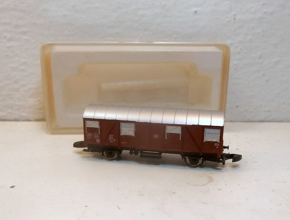 2osý krytý vůz DB Z 12425