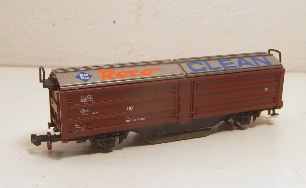 2osý krytý vůz DB N 077026