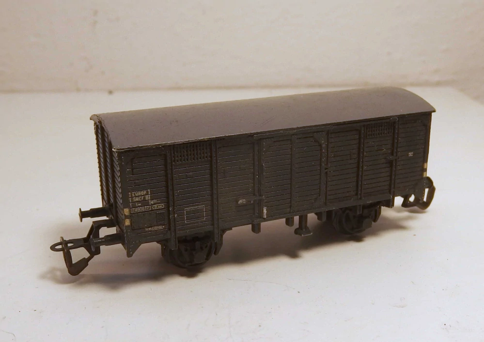 2osý krytý vůz SNCF BTTB 058026
