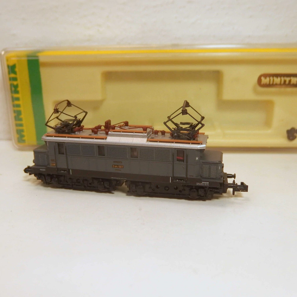 Lokomotiva E 44 007 DR N 217025
