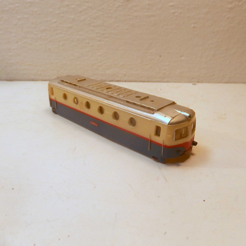 Kastle lokomotivy E 499 TT 00525