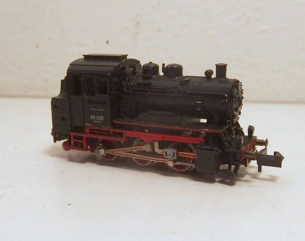 Lokomotiva BR 89005 DB N 077026