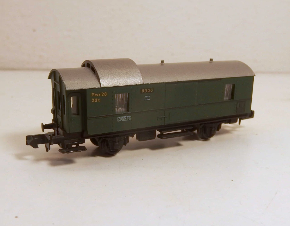 2osý služební vůz DB  N 041026