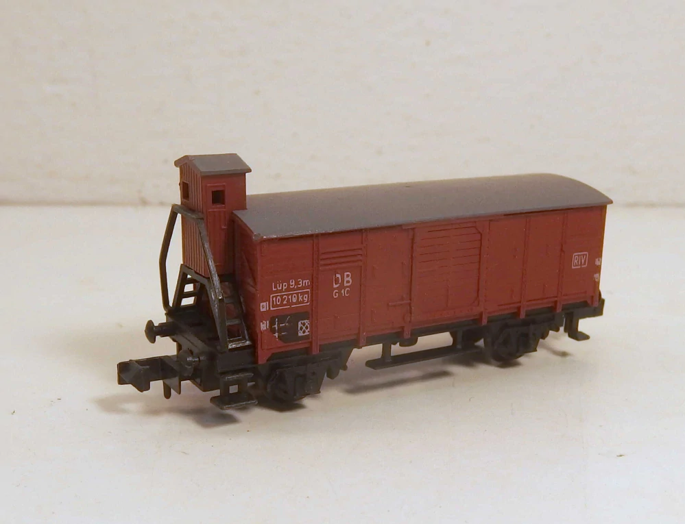 2osý krytý vůz DB N 043026