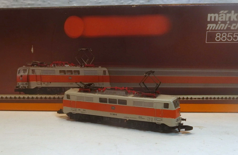 Lokomotiva E 111 136-8  DB Z  130025