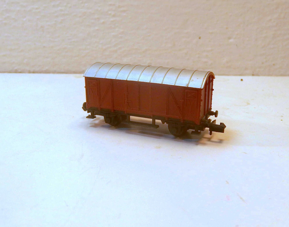2osý krytý vůz  DB N  12225
