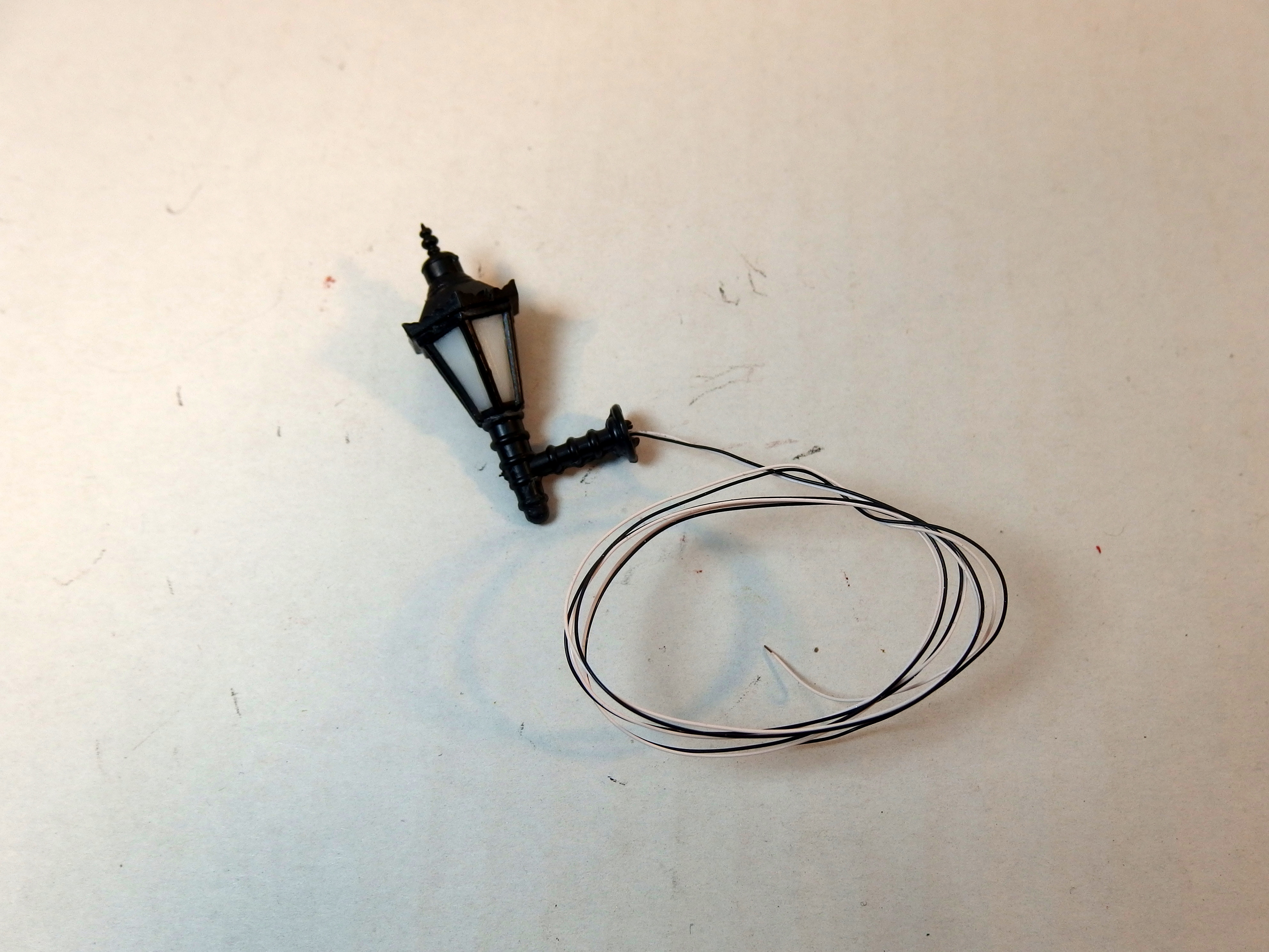 Nástěnná lampa led dioda HO 01819