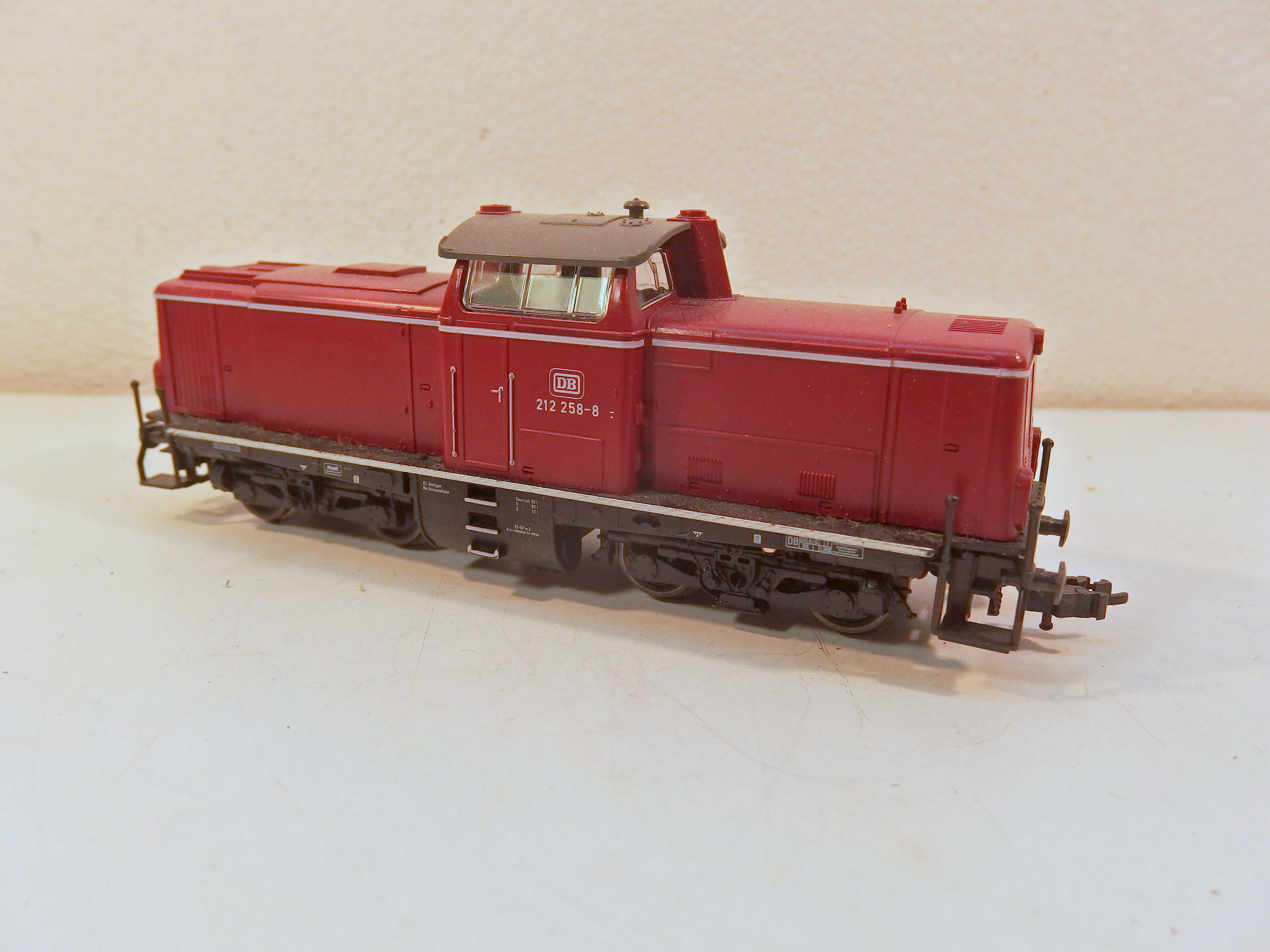 Lokomotiva BR 212 258-8 DB  HO 138022