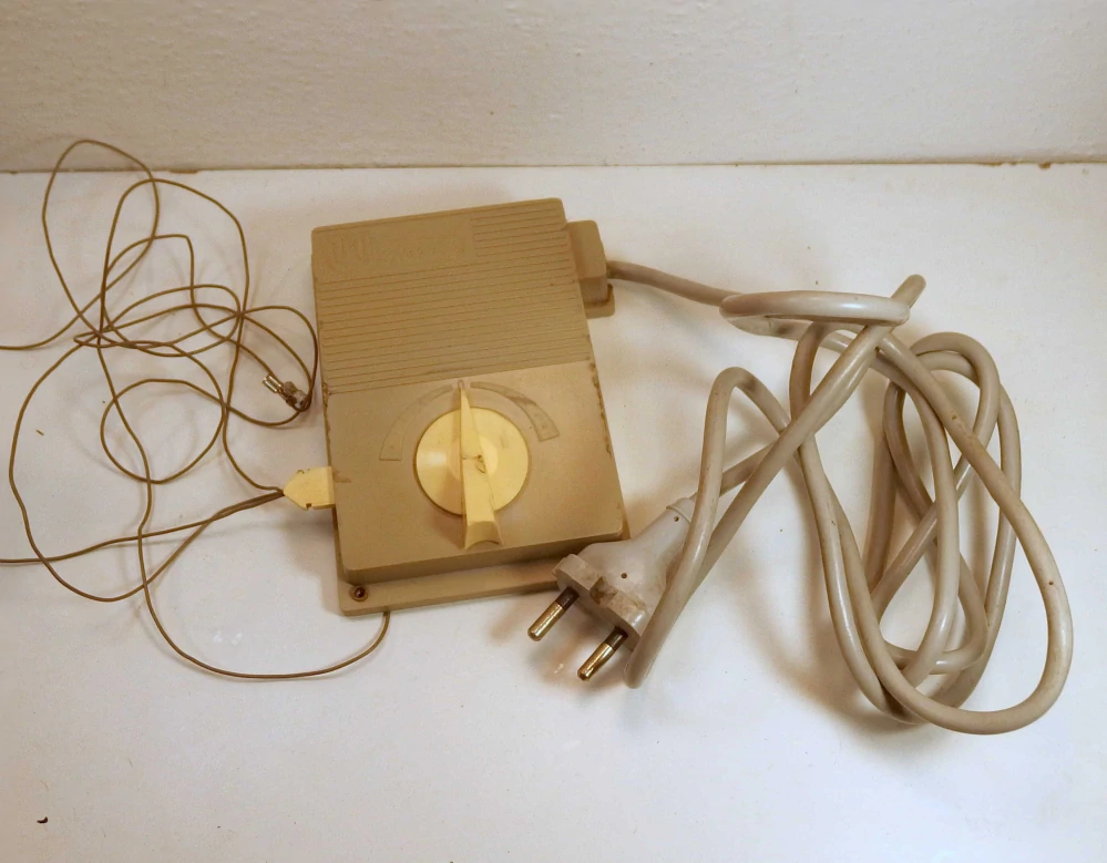 Trafo   0-12V  199025