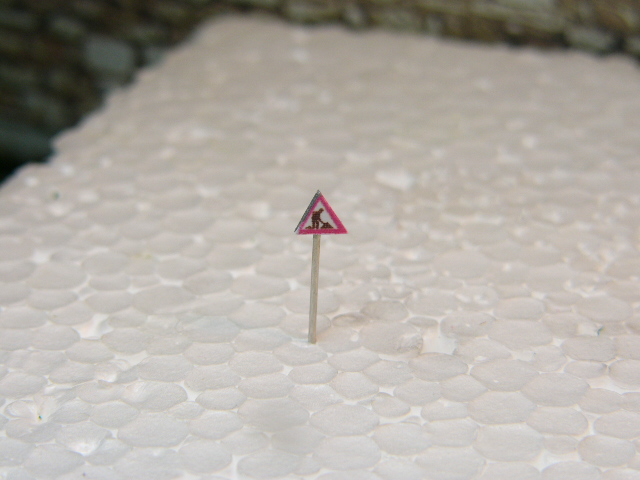 Dopravní značka práce na silnici TT 057015