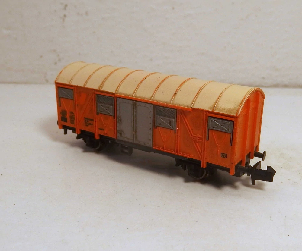2osý krytý vůz  DB  N 040026
