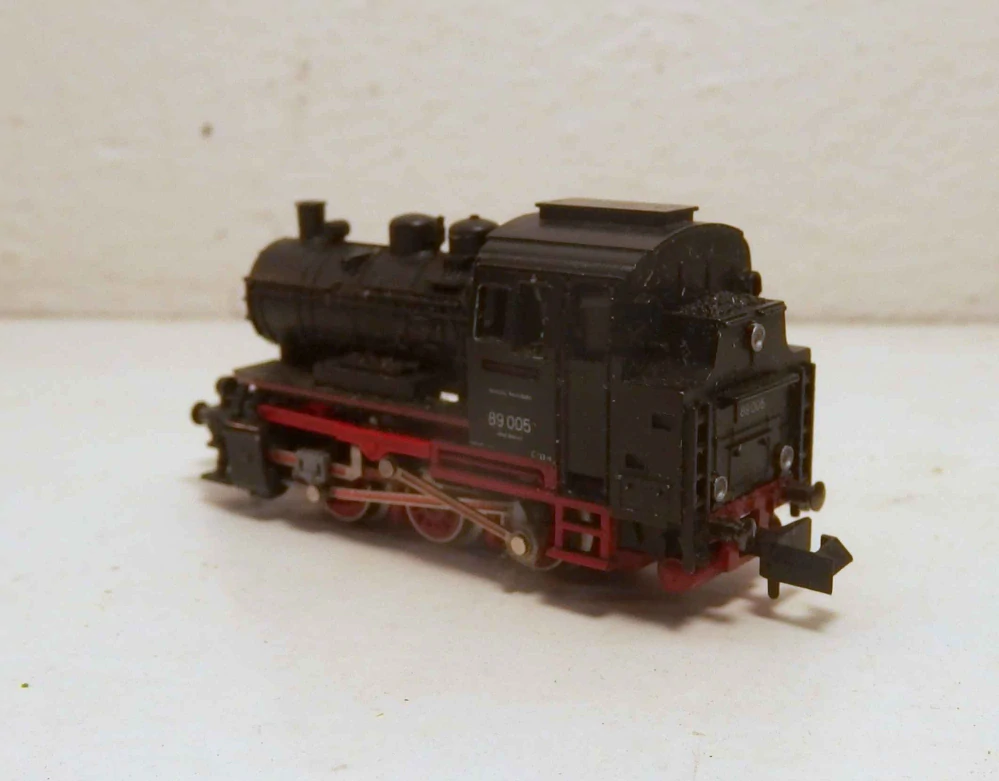 Lokomotiva BR 89005 DB N 077026
