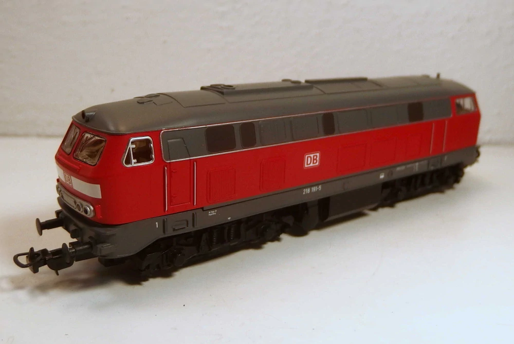 Lokomotiva BR 218 191-5 DB  HO 002026