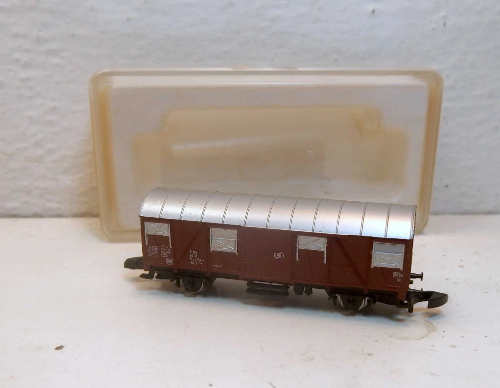 2osý krytý vůz DB Z 12425