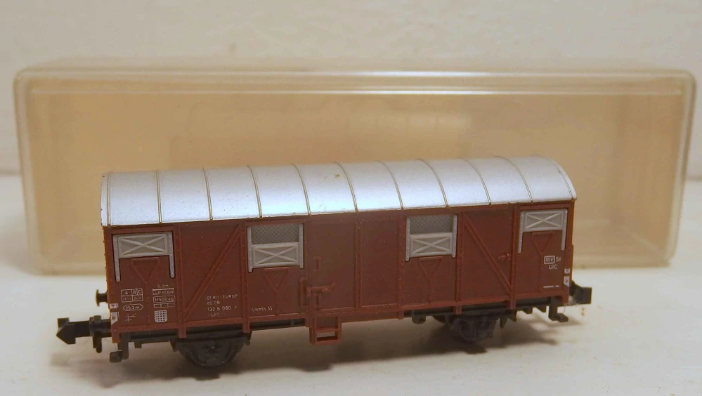 2osý krytý vůz  DB N 065026