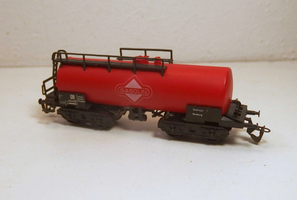 4osá cisterna  Gasolin    TT 190025