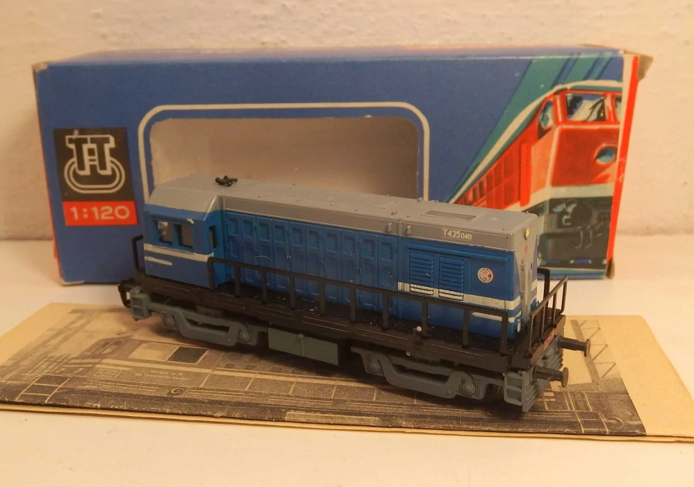 Lokomotiva  T 435. 040 TT 061026