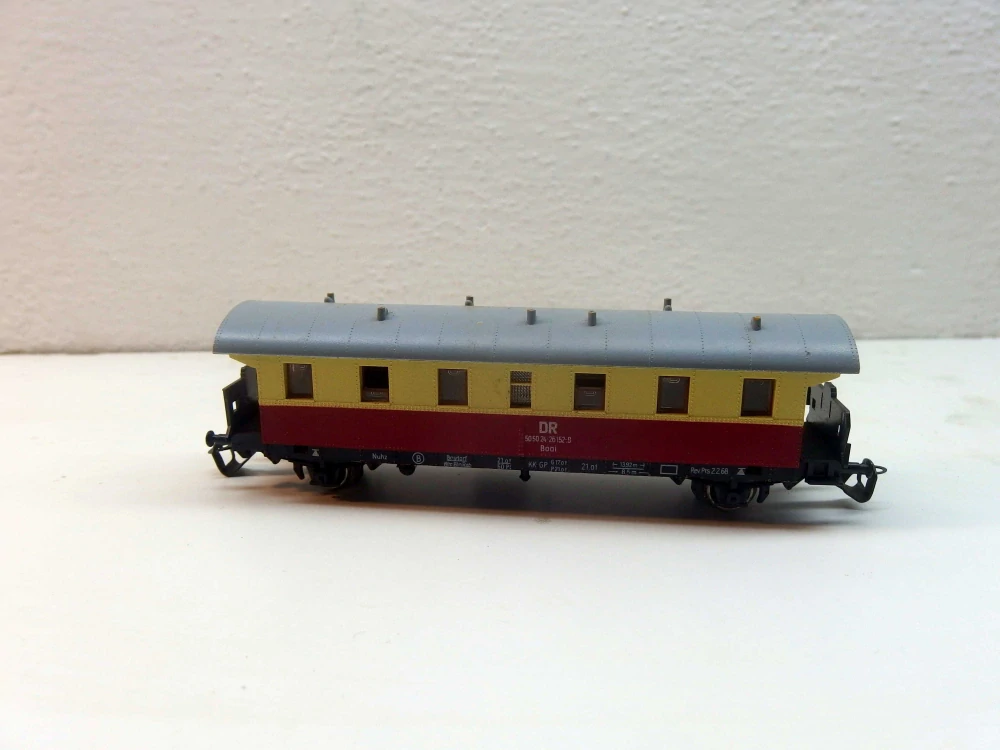 2osý osobní vůz DR TT 08924