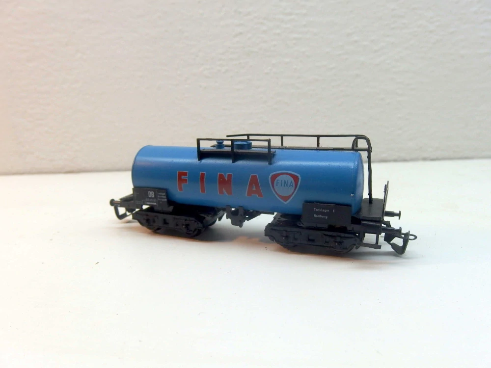 4osá cisterna Fina DB TT 190025
