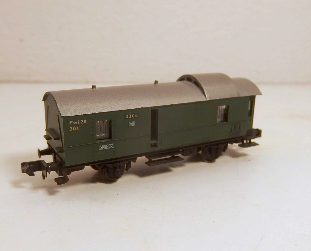 2osý služební vůz DB  N 041026