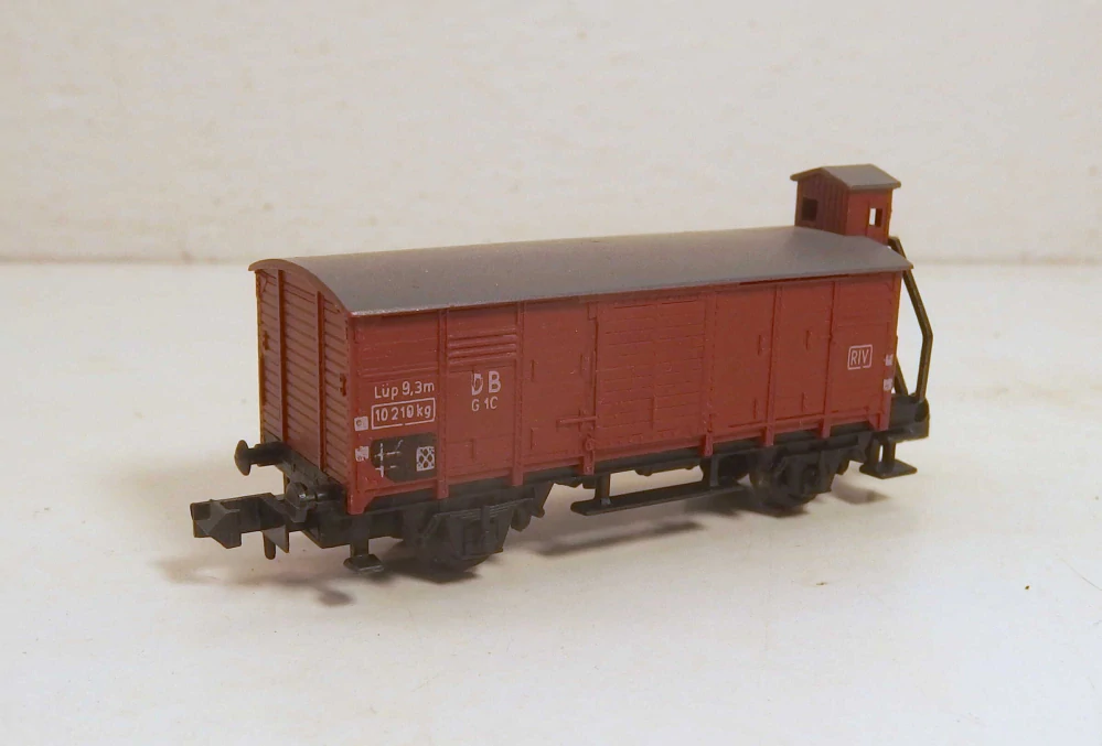 2osý krytý vůz DB N 043026