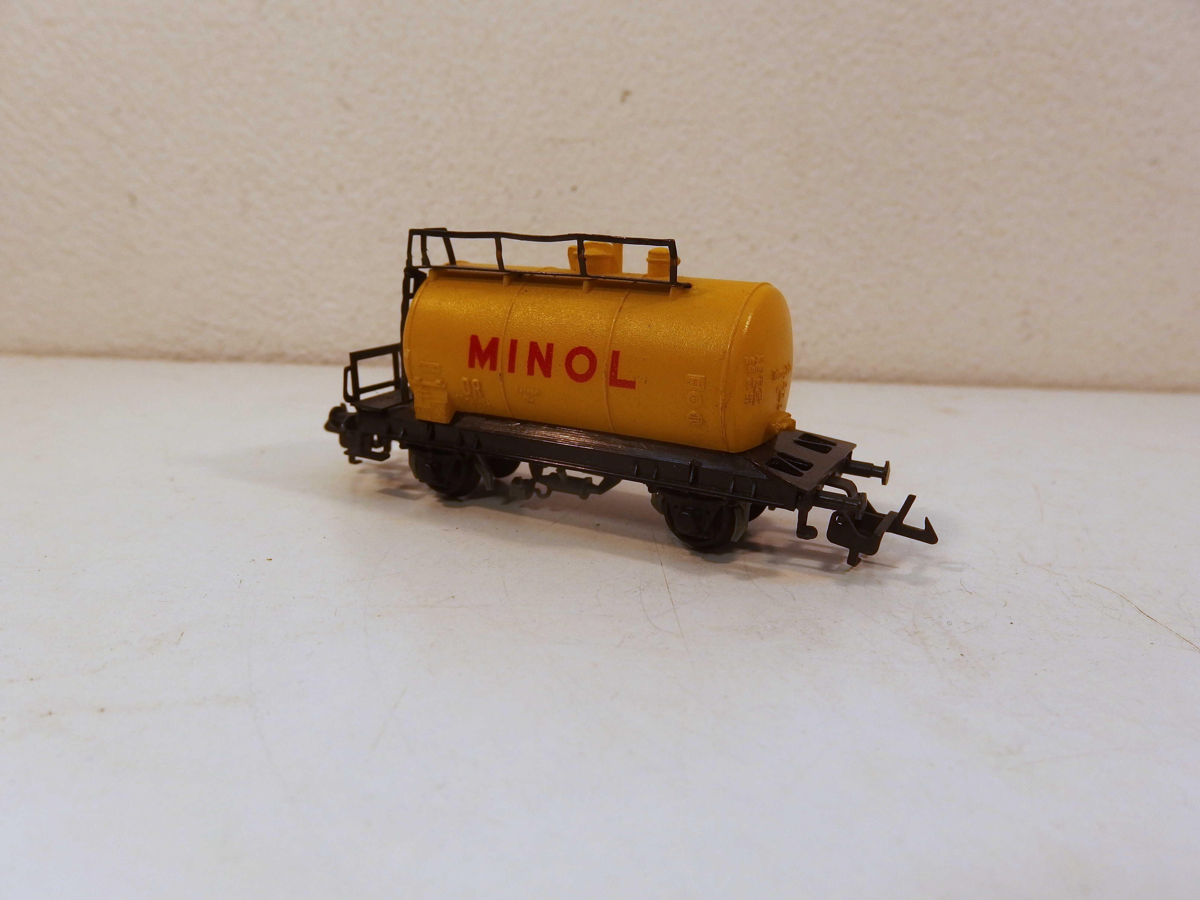 2osá cisterna Minol DR 25121