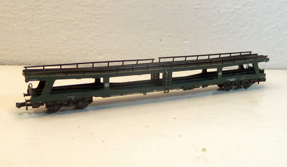 4osý vůz na auta  DB   N 177025