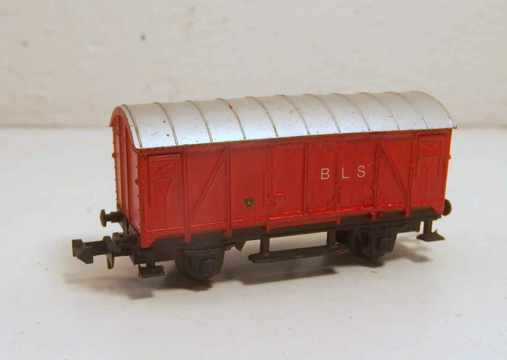 2osý krytý vůz BLS N 079026