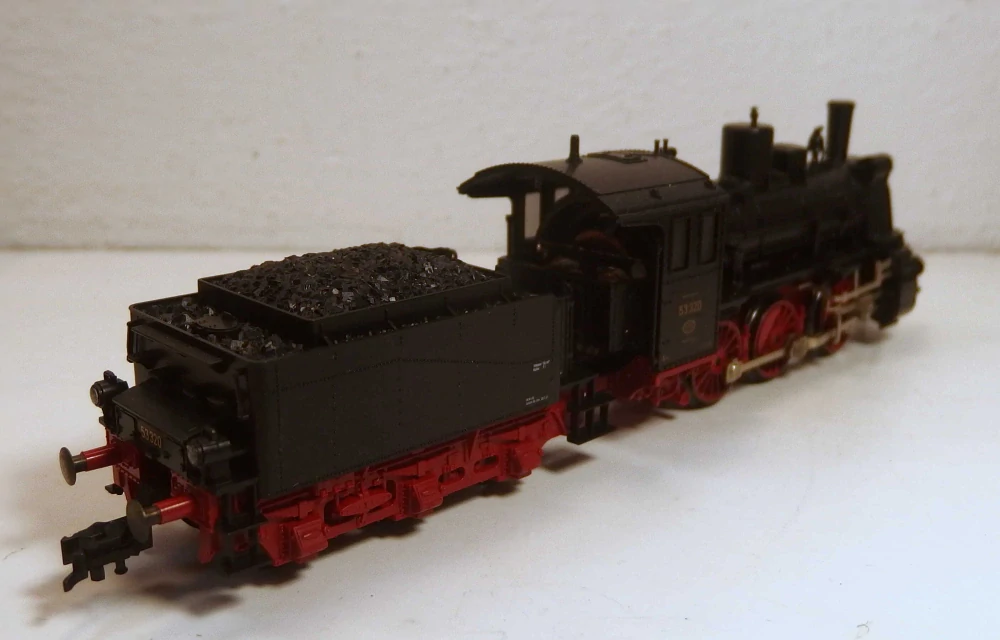 Lokomotiva BR 53 320 DB HO 011026