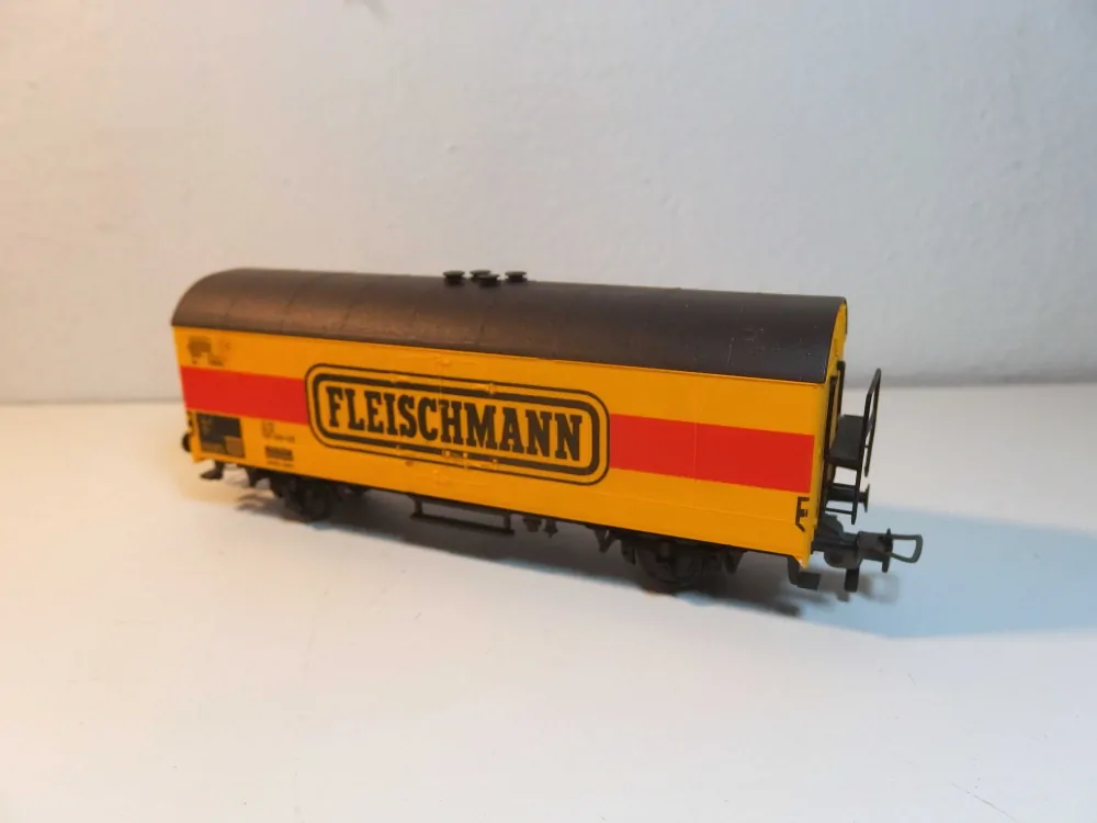 2osý  krytý vůz Fleischmann DB  HO 011026