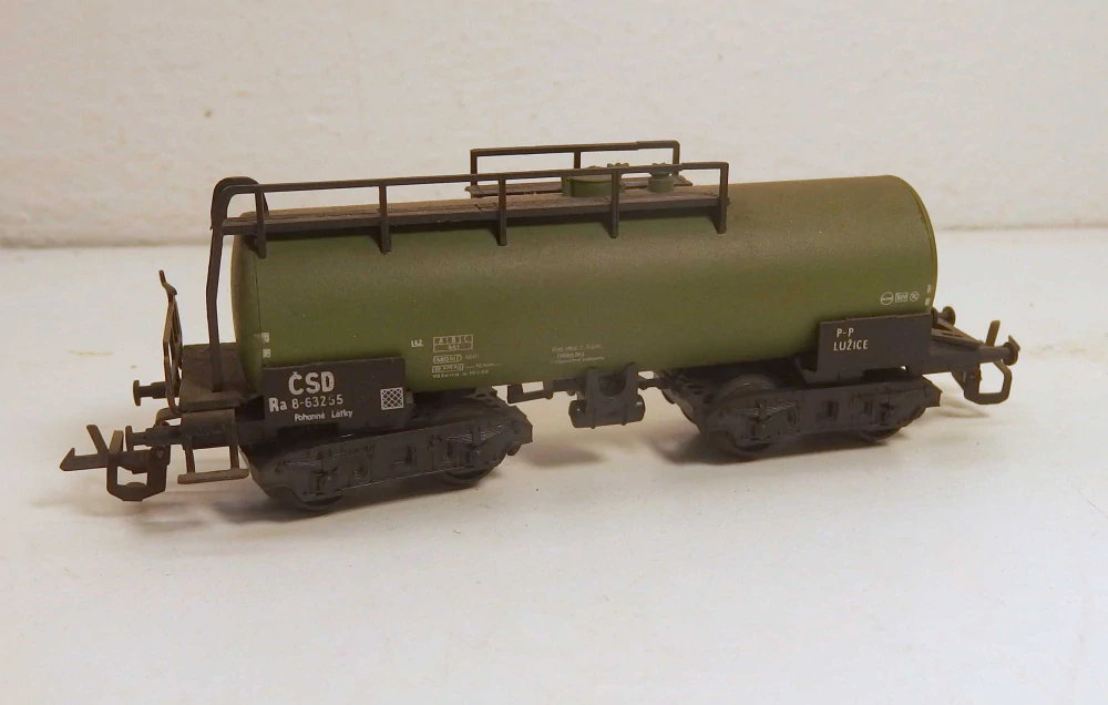 4osá cisterna  ČSD  TT  049026