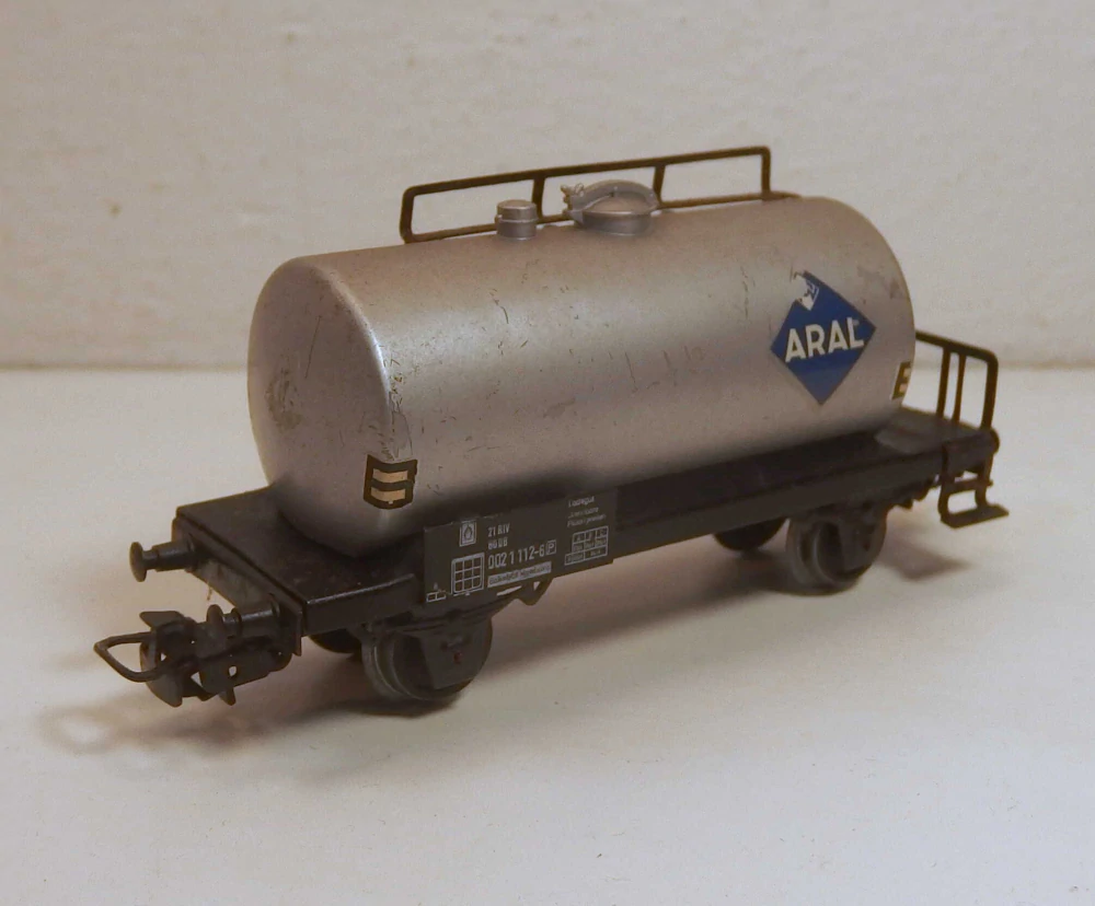 2osá cisterna Aral DB    HO  204025