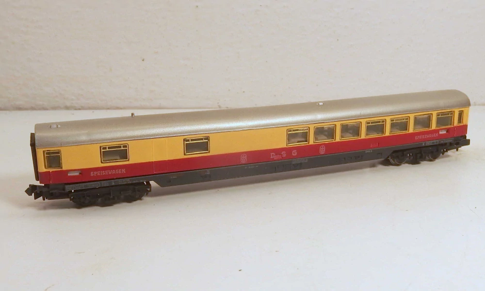 4osý jídelní vůz DSG N 042026