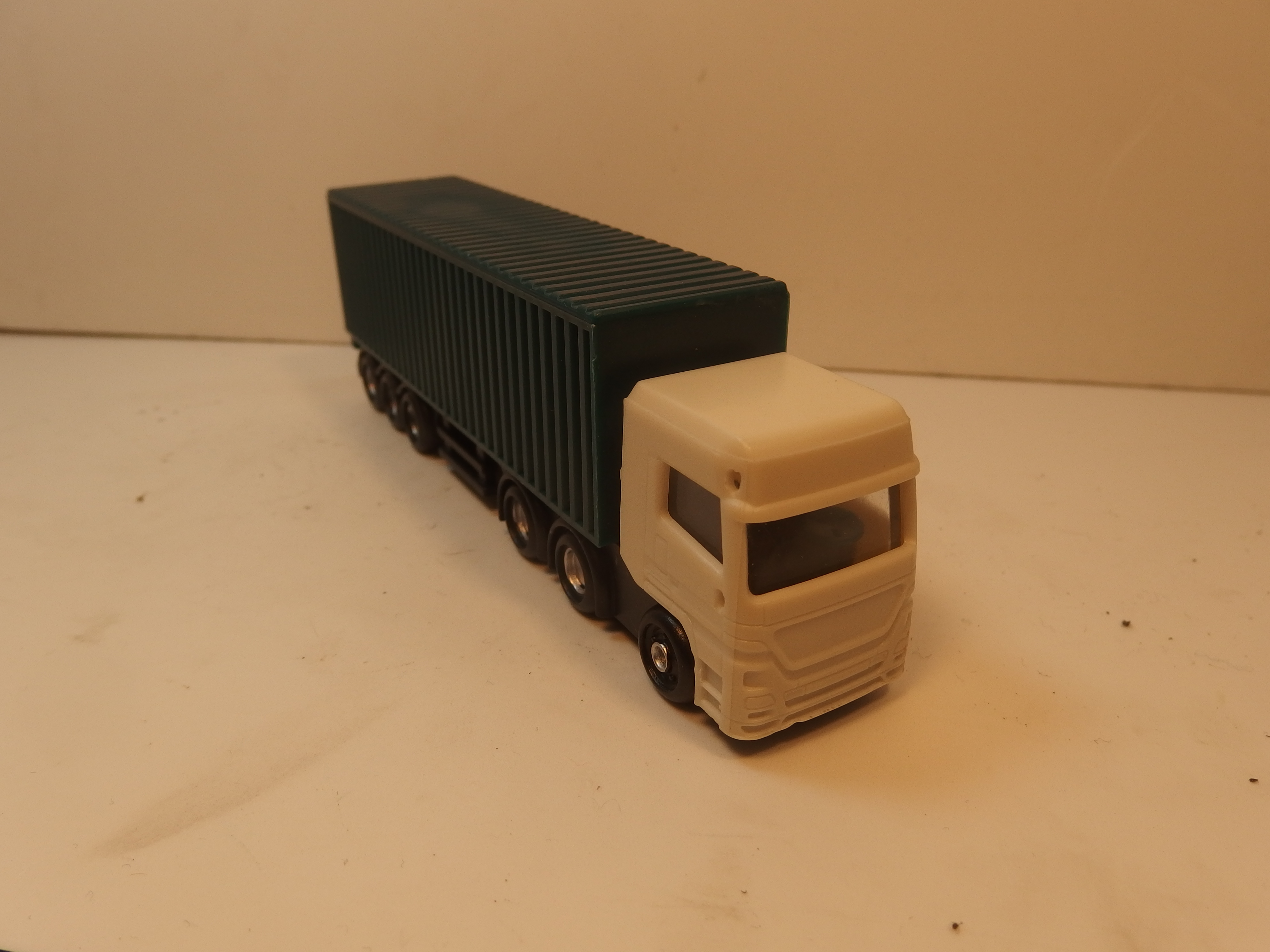 Kamion HO 26120