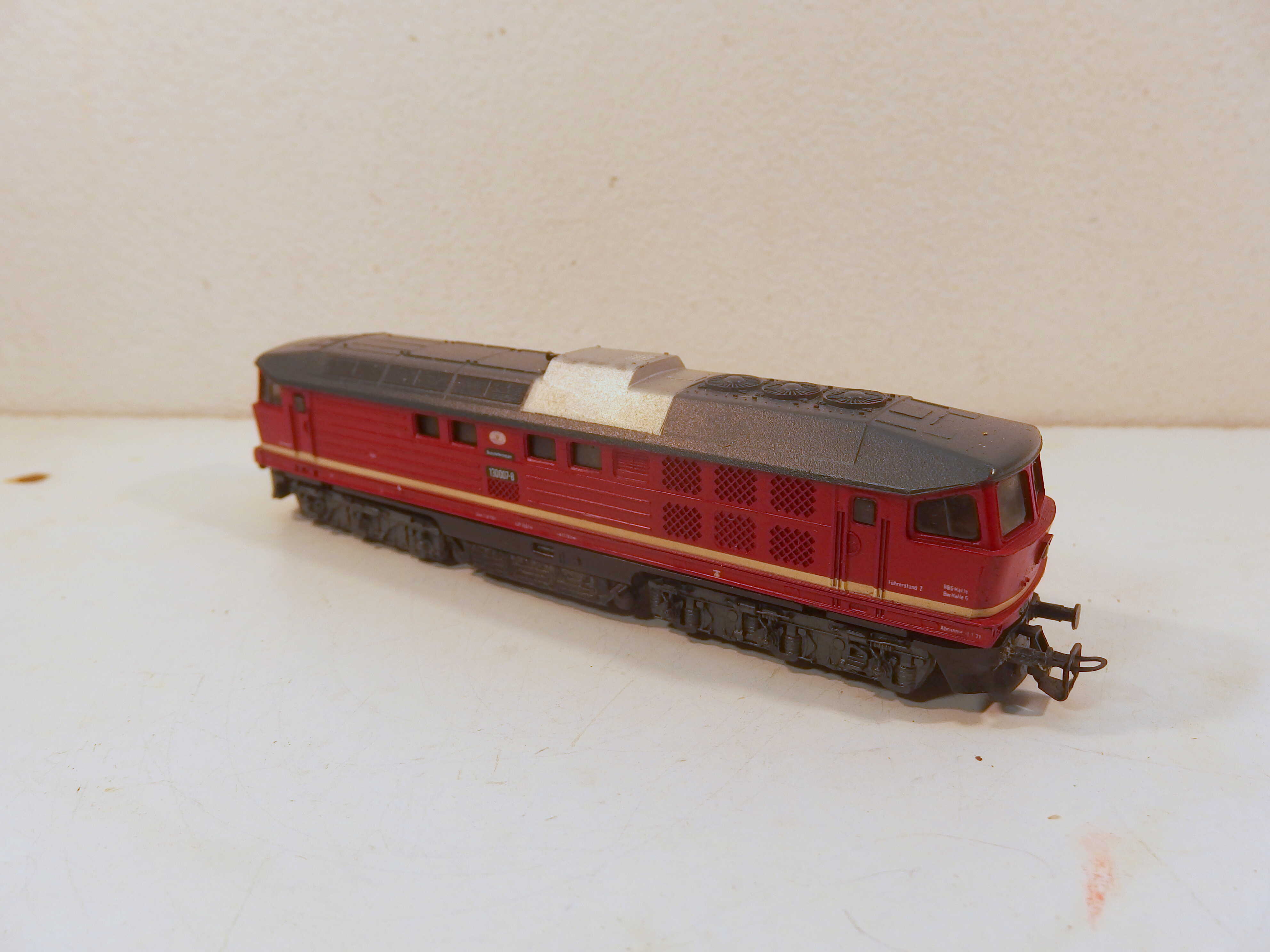 Lokomotiva BR 130 007-8 DR TT 04825