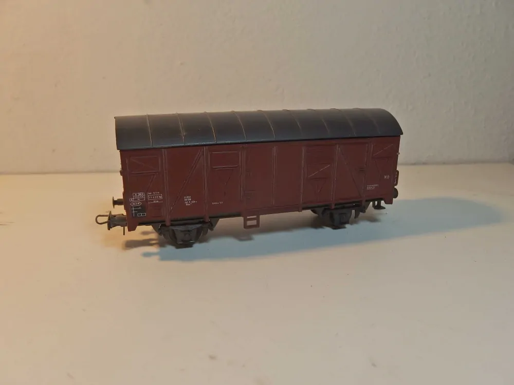 2osý krytý vůz  vůz DB   HO 04124