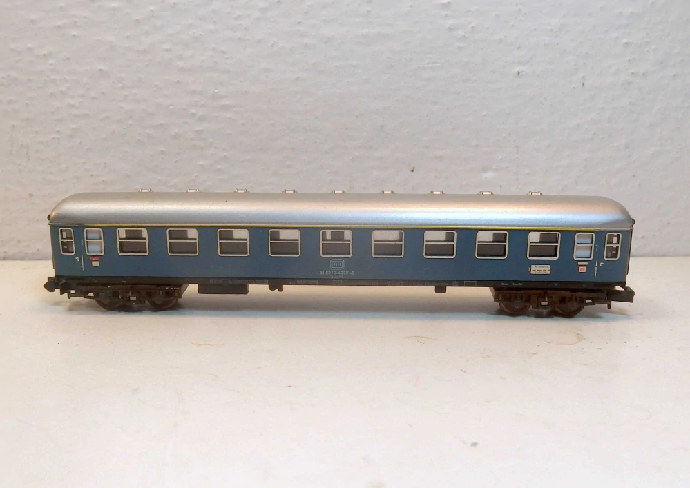 4osý osobní vůz  DB  N 130025