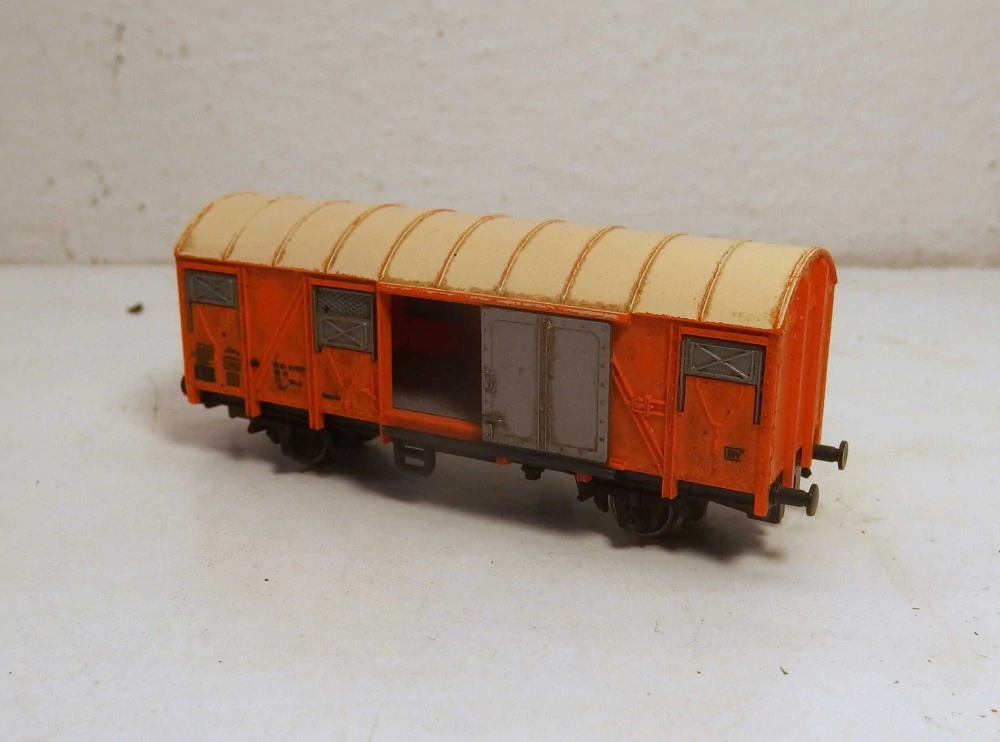 2osý krytý vůz  DB  N 040026