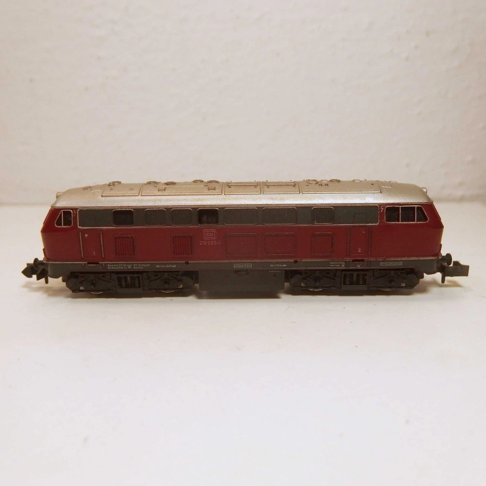 Lokomotiva BR 216 090-6 DB N 227025