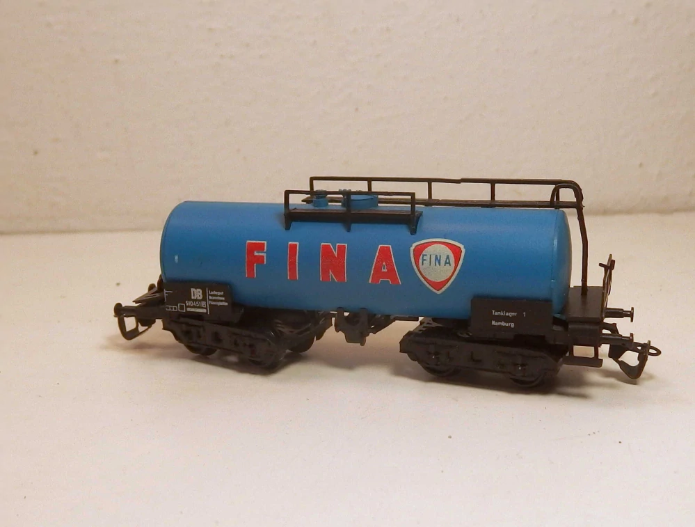 4osá cisterna Fina DB TT 190025