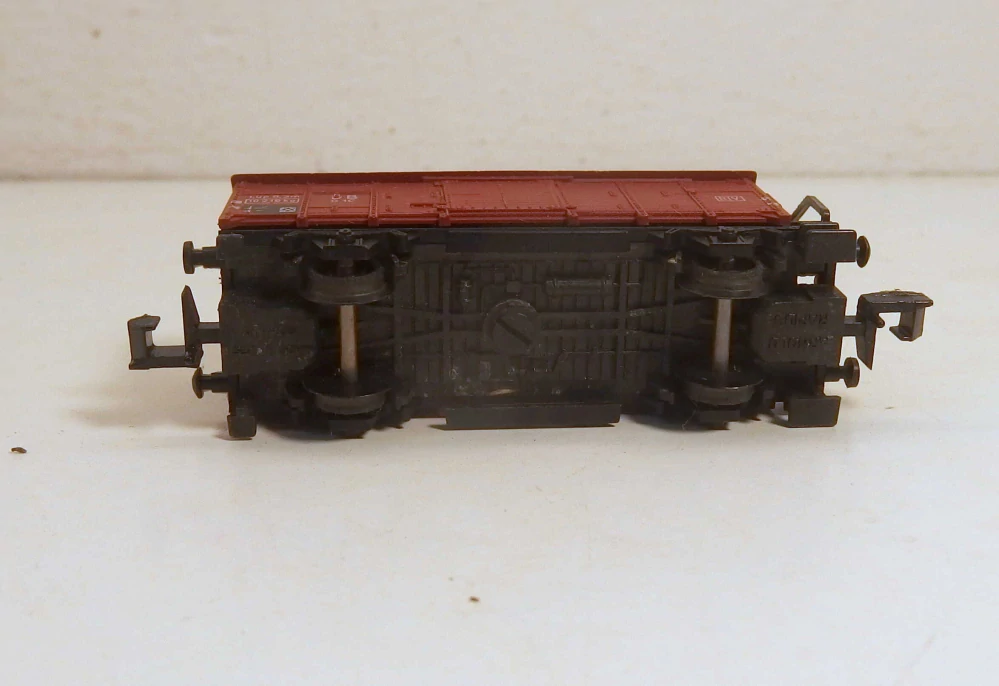 2osý krytý vůz DB N 043026
