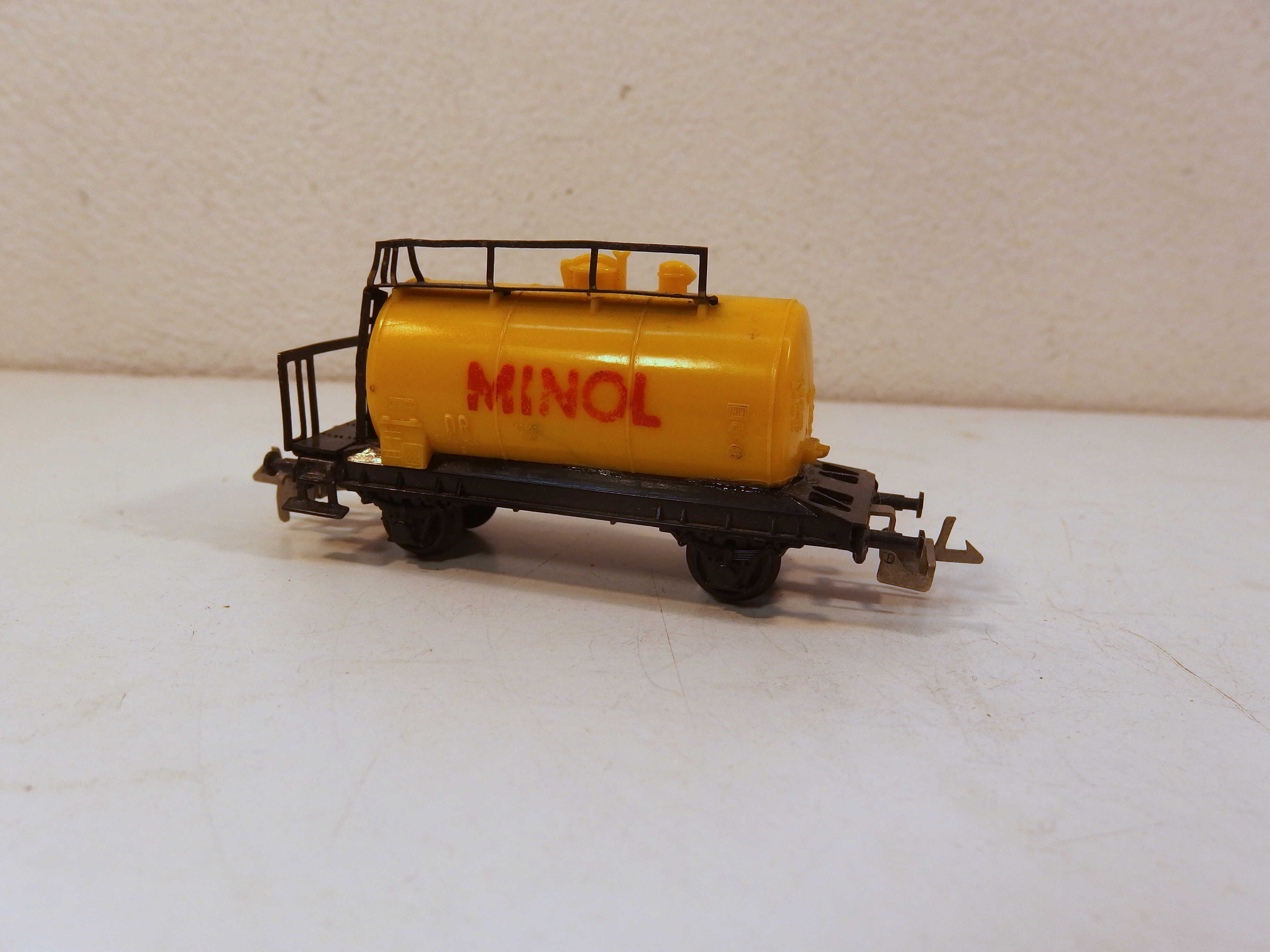 2osá cisterna Minol DR 25121