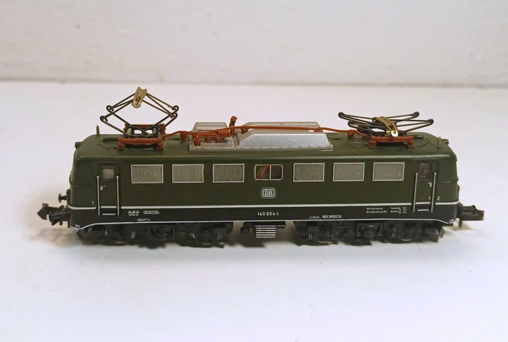 Lokomotiva BR 140 854-1 DB N 218025