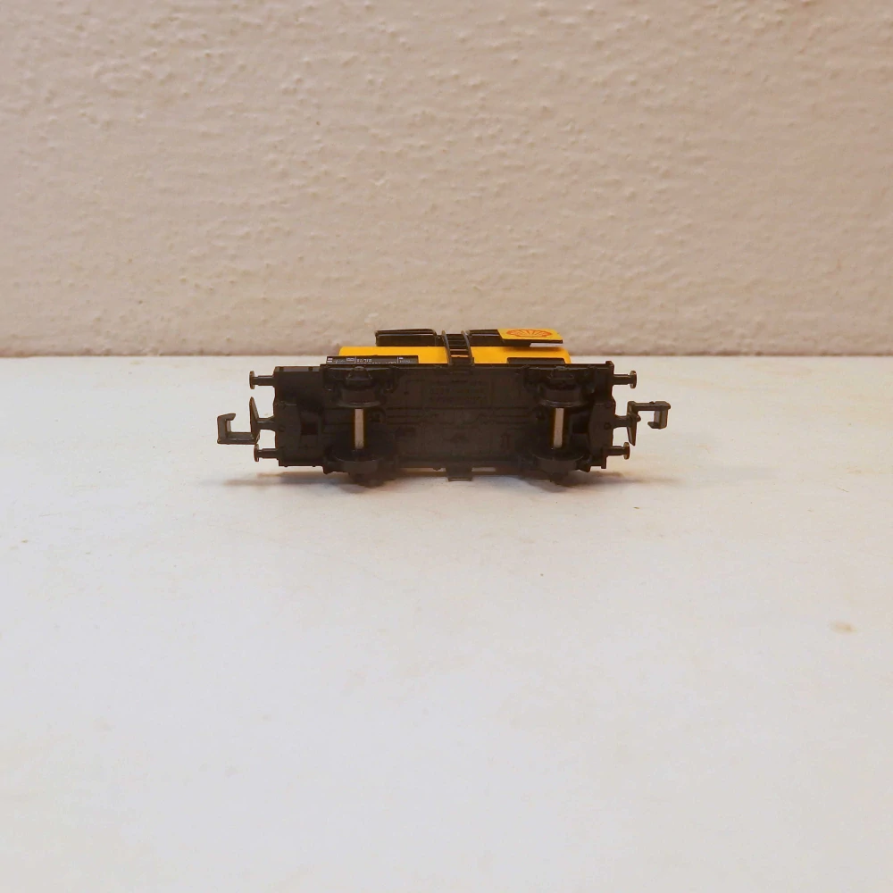 2osá cisterna Shell   DB  N 04525