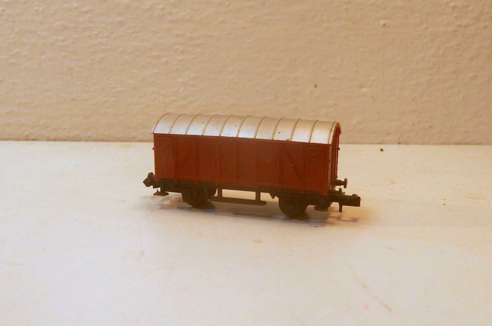 2osý krytý vůz  DB N  12225