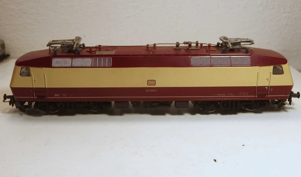 Lokomotiva E 120 002-1 DB HO 006026