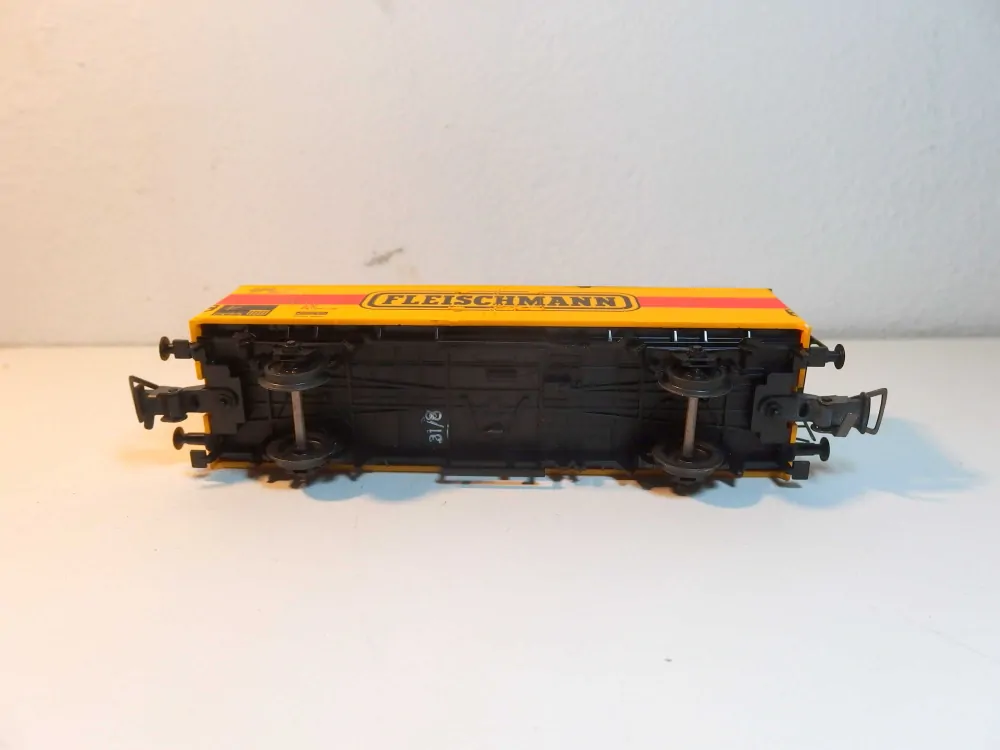 2osý  krytý vůz Fleischmann DB  HO 011026