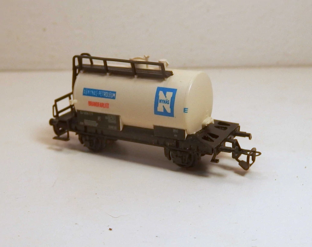 2osá cisterna Nynas SJ   164025