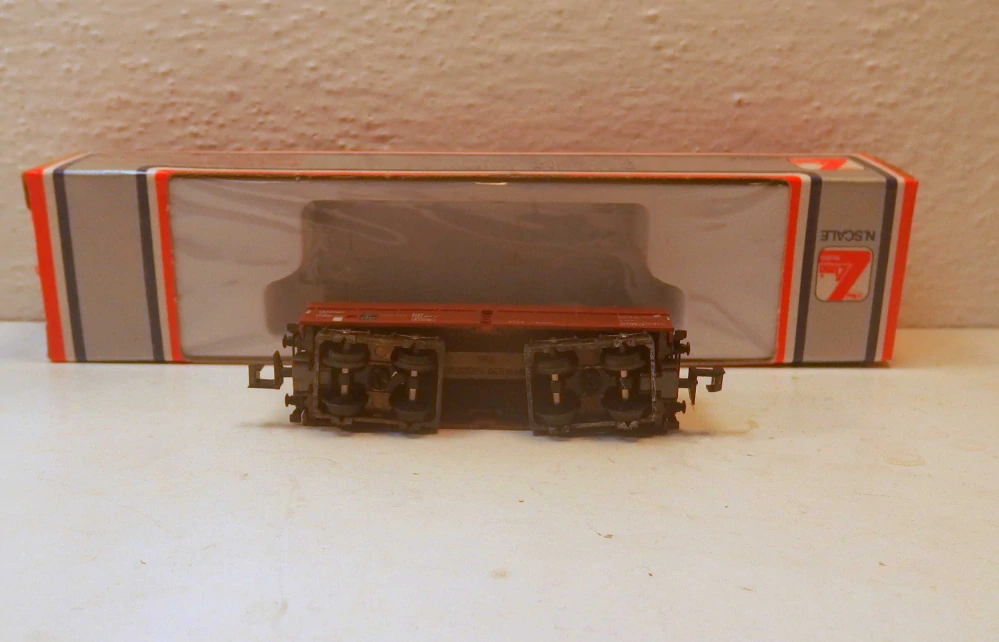 2osý samovýsypný  vůz DB N  10725