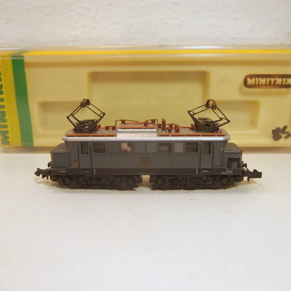 Lokomotiva E 44 007 DR N 217025